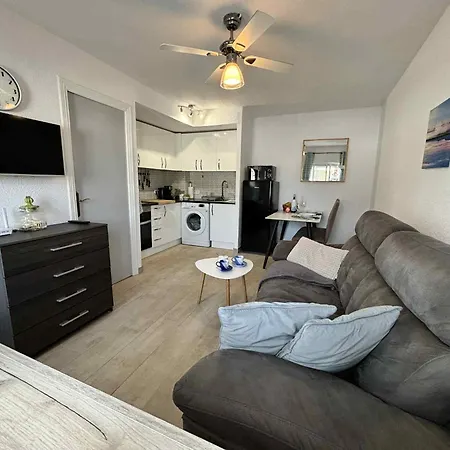 Apartament Torrevieja Апартаменты *