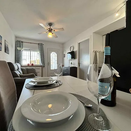 Apartament Torrevieja Апартаменты
