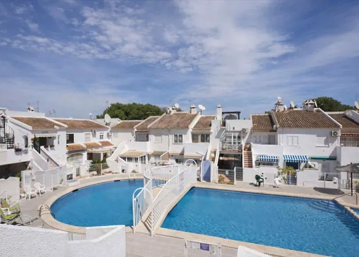 Apartament Torrevieja Апартаменты *